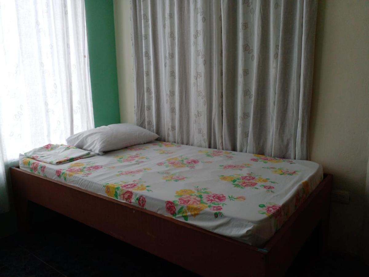 La Pension Backpackers Ла Фортуна Экстерьер фото