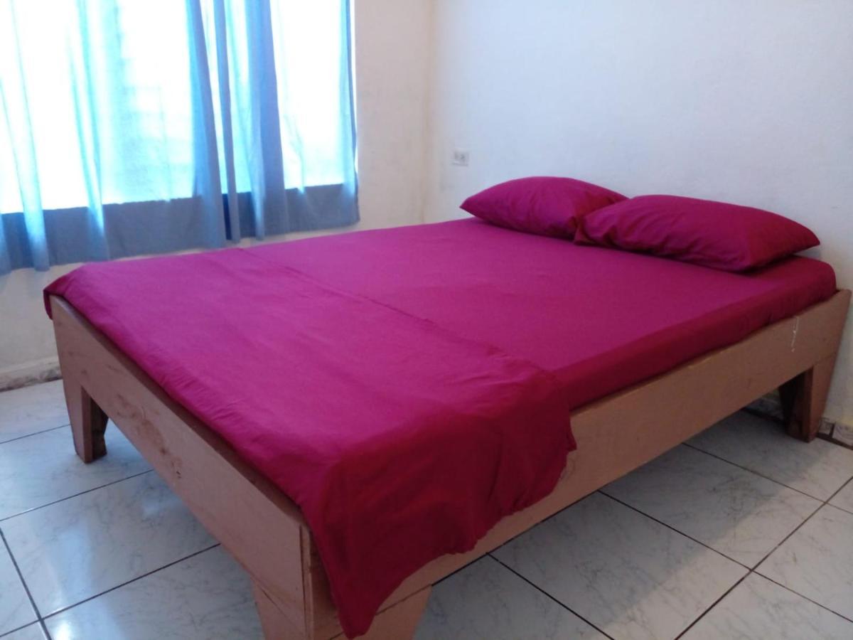 La Pension Backpackers Ла Фортуна Экстерьер фото