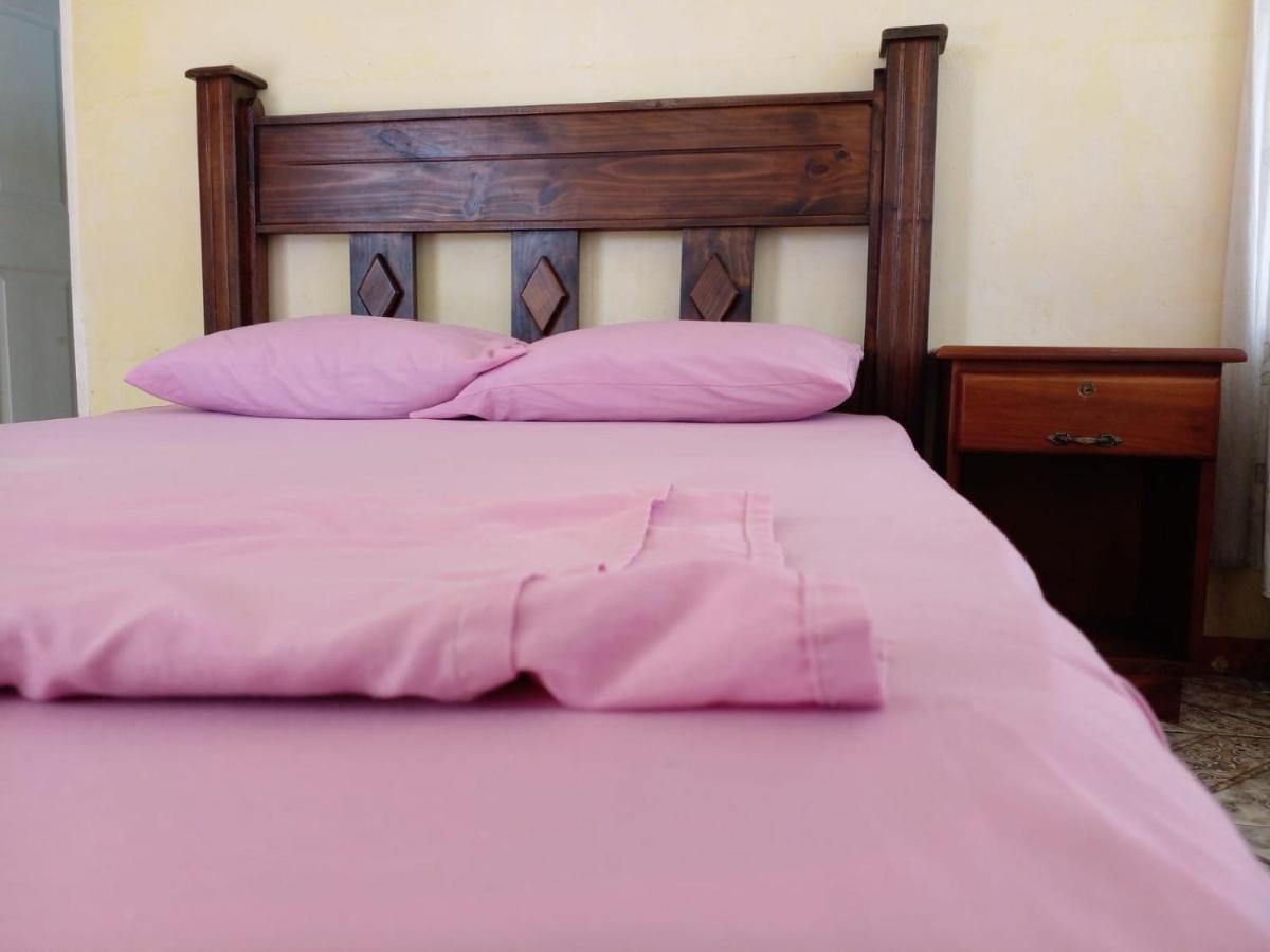 La Pension Backpackers Ла Фортуна Экстерьер фото